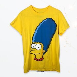 Universal Studios Yellow Marge Simpson Graphic Shirt Small